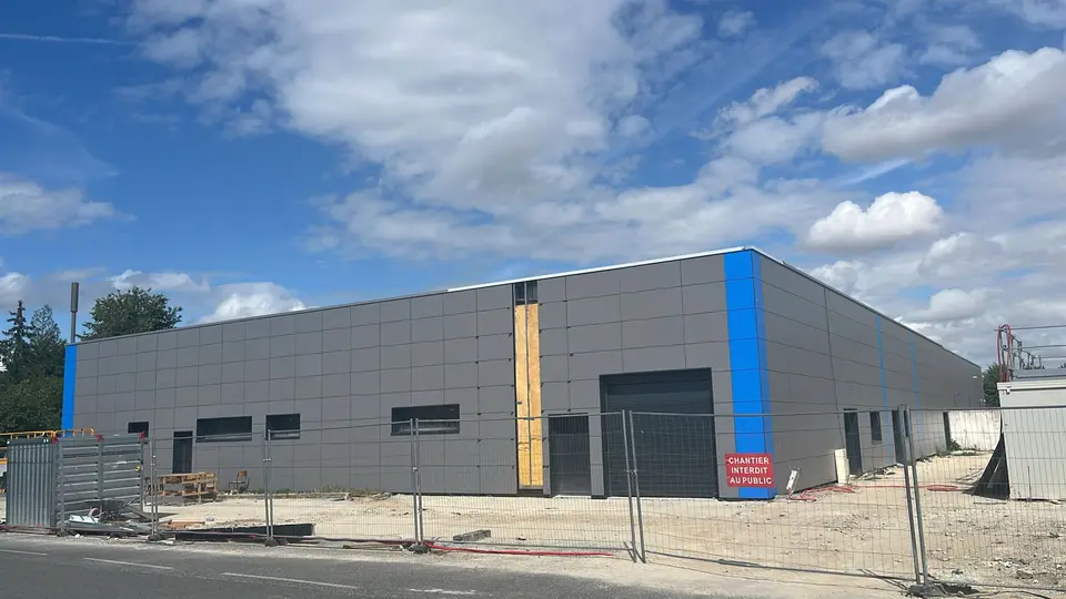 Bâtiment rénové par l'extérieur avec EnveoVent Chrono
